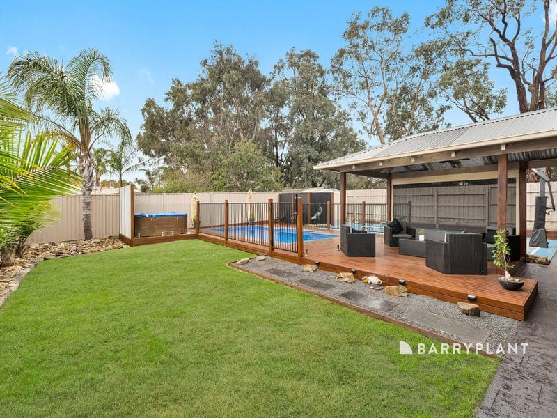 7 Pirra Place, Narre Warren