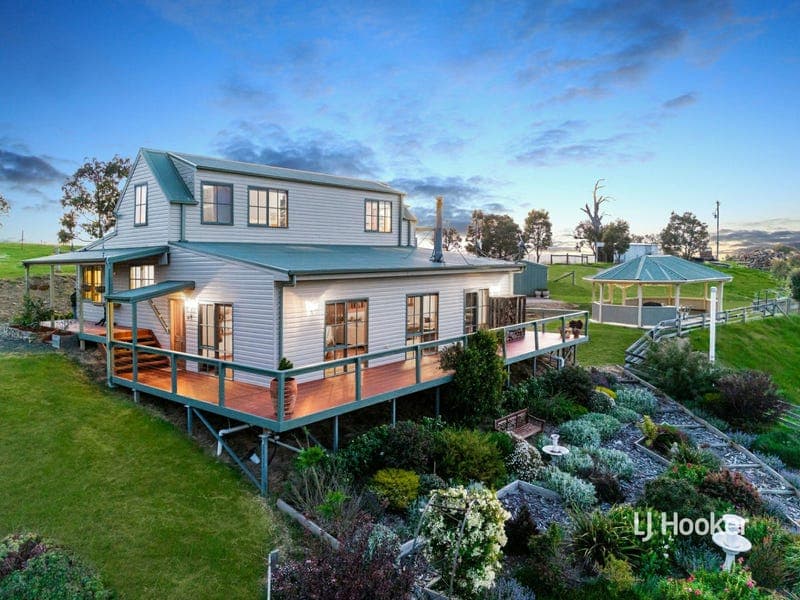 945 Strath Creek Road