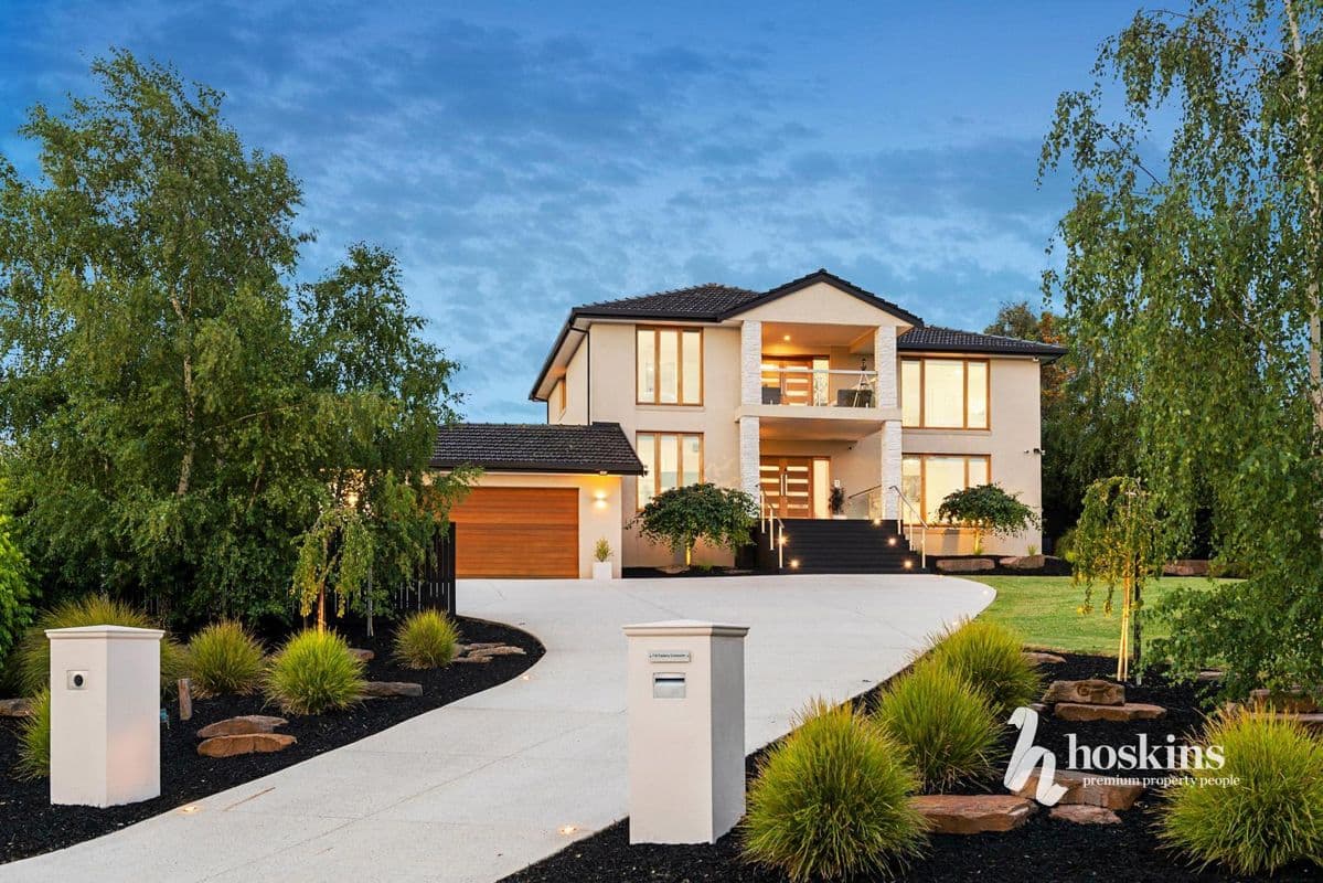 7 FADARO CRESCENT