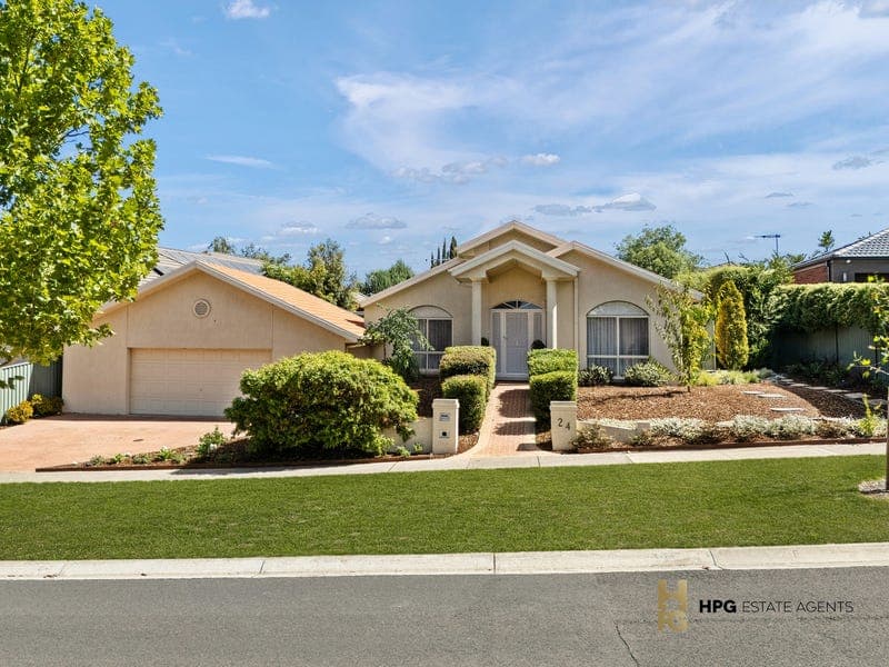 24 Alanbrae Terrace, Attwood