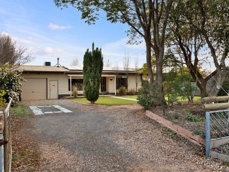 2398 Kulkyne Way, Nangiloc