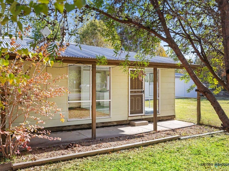 1353 Taggerty-Thornton Road, Thornton