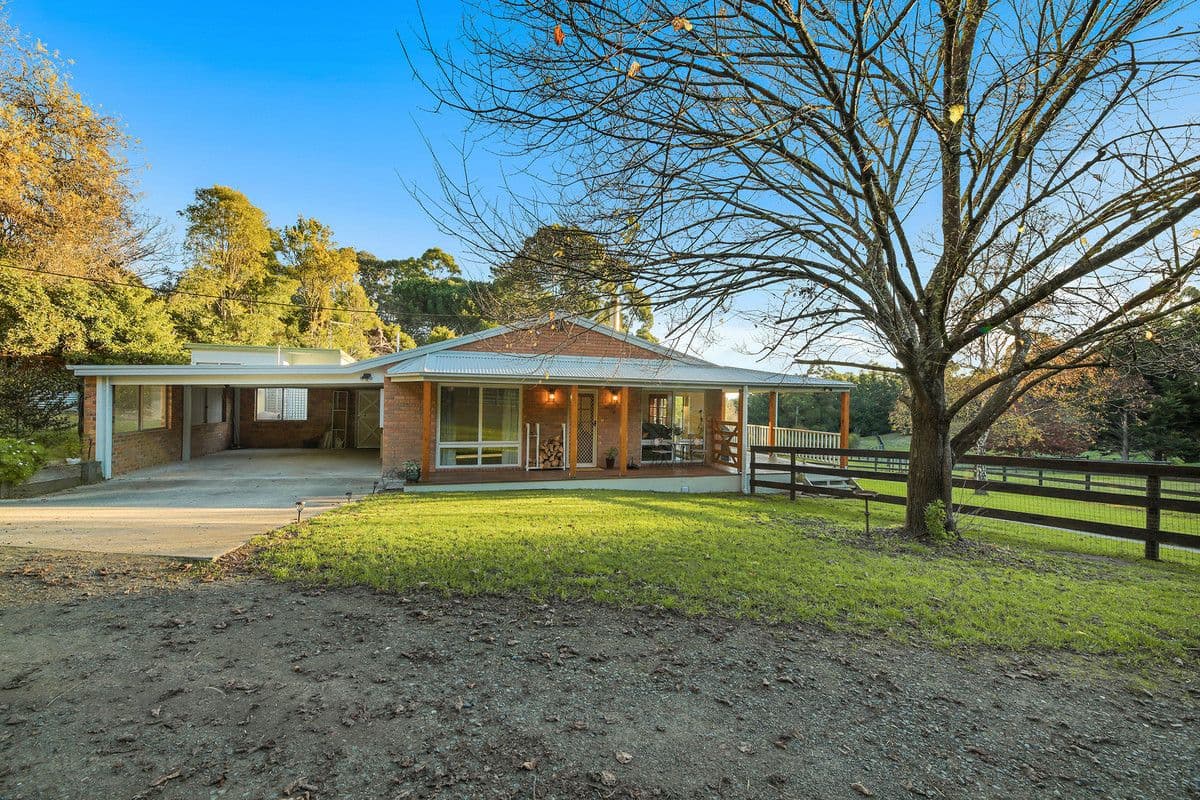 310 Thomson Road