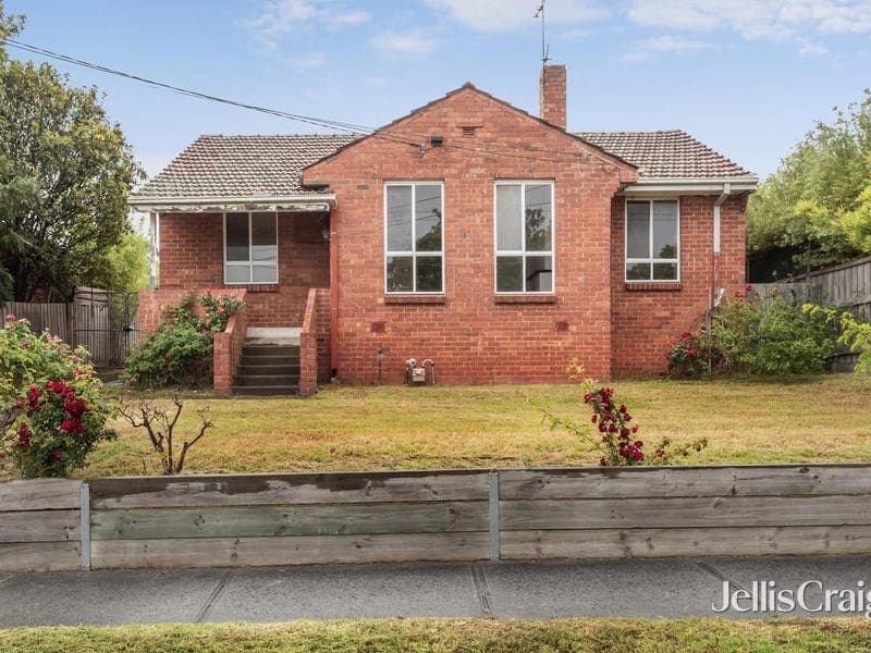 12 Saltair Street, Hampton East