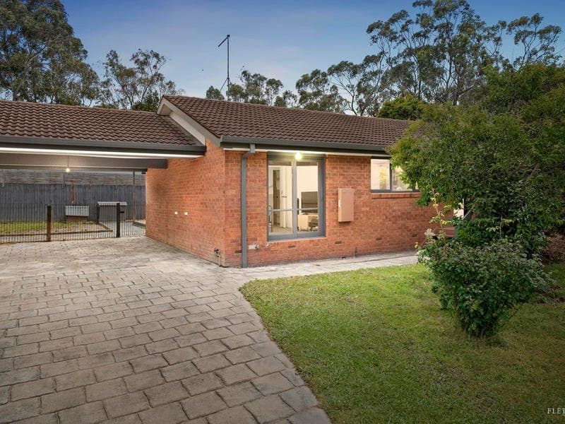 3/7 Read Road, Seville