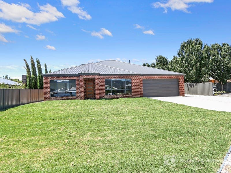 5 Gibson Boulevard, Tangambalanga