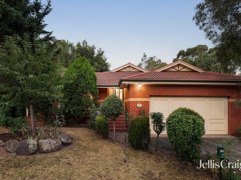 4 Corbie Way, Yallambie