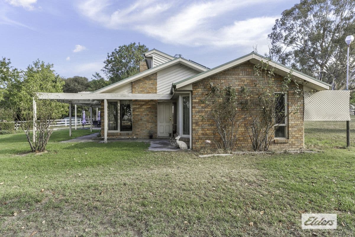 9 SPRINGVALE LANE
