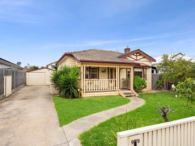 99 Isabella Street, Geelong West