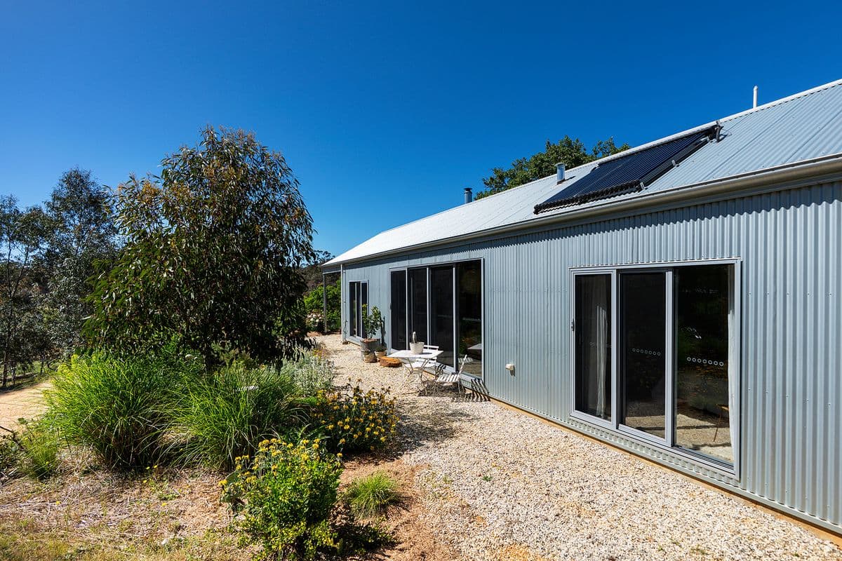 42 YAPEEN SCHOOL LANE