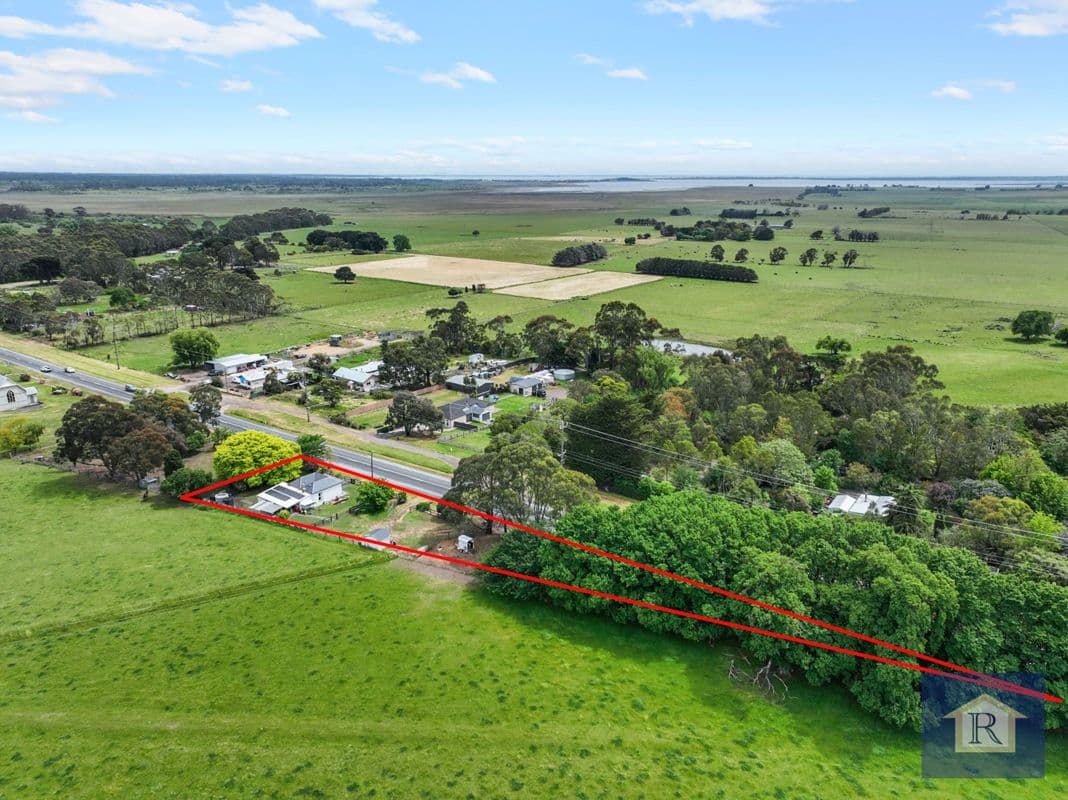 1415 Princes Highway