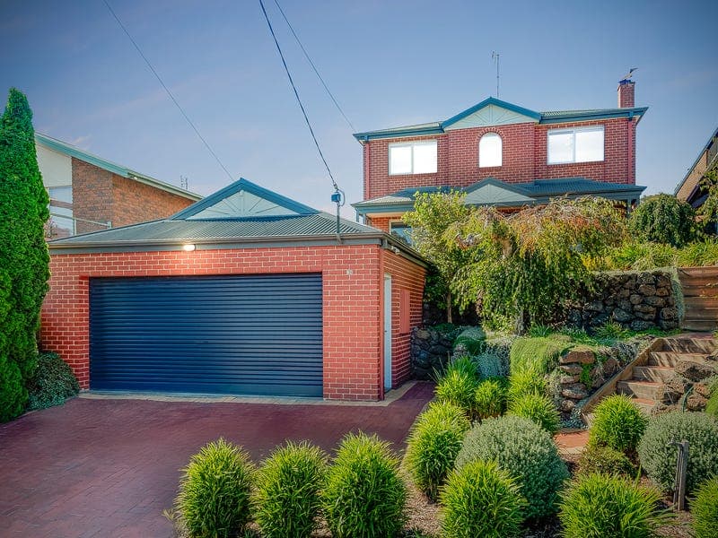 196 West Fyans Street, Newtown