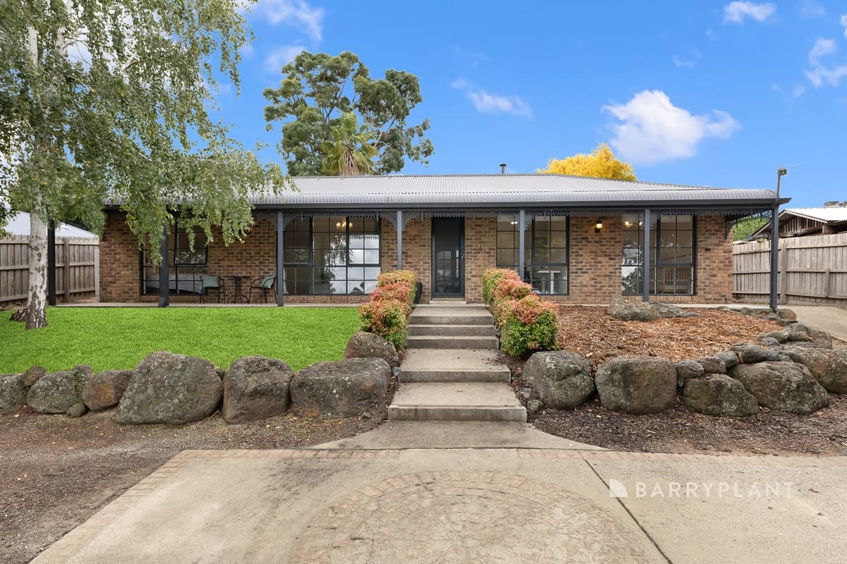 10 Mansell Court