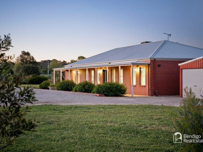 5 Heritage Drive, Sedgwick