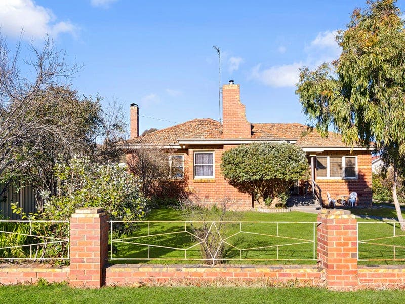 4 Parker Street, Guildford