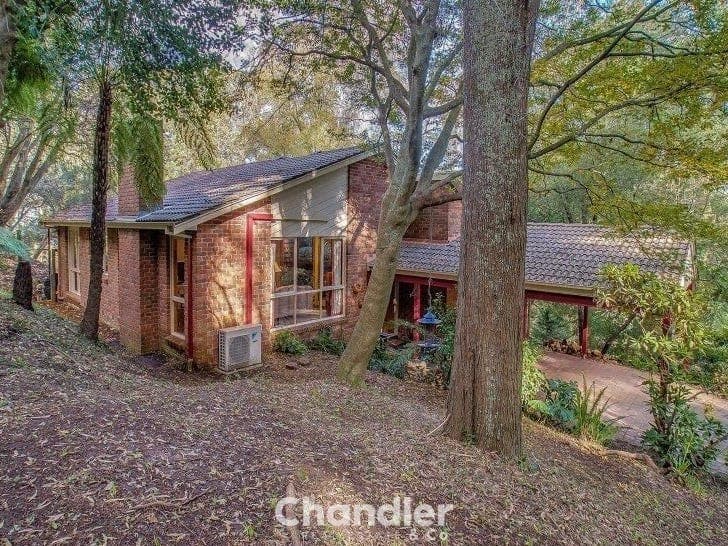 2 Titania Crescent, Tremont