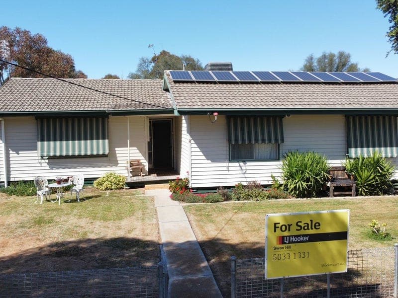 8 Church Street, Quambatook