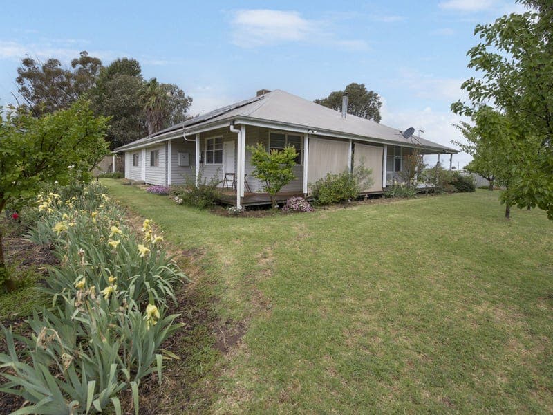 131 Monash Drive, Woorinen North