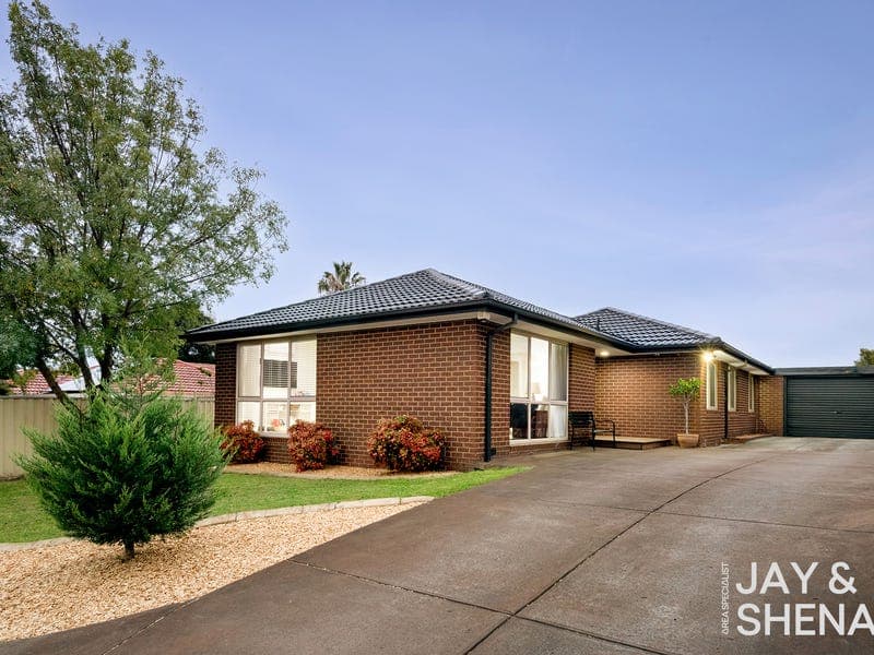 2 Edis Court, Endeavour Hills