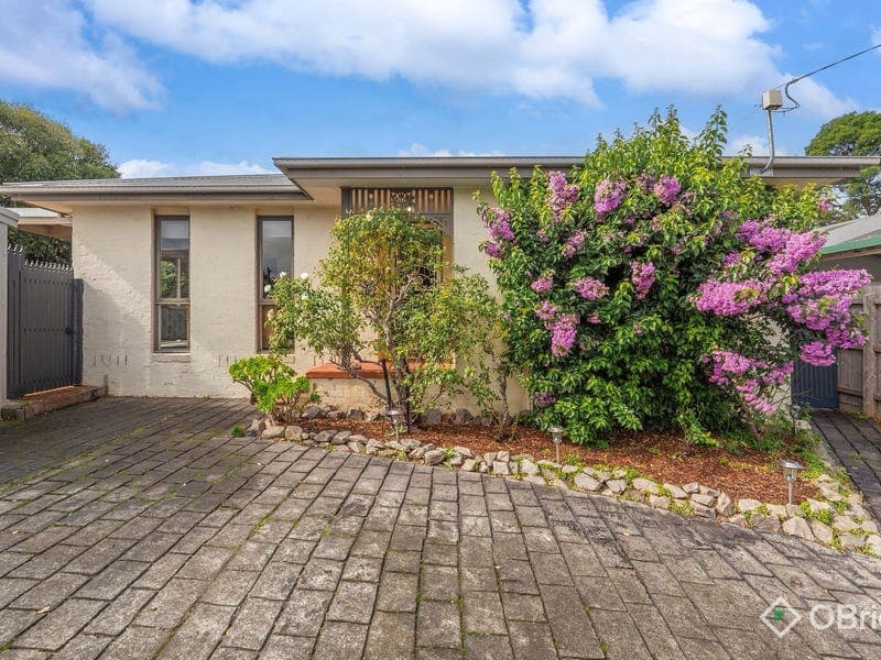 1 Deborah Court