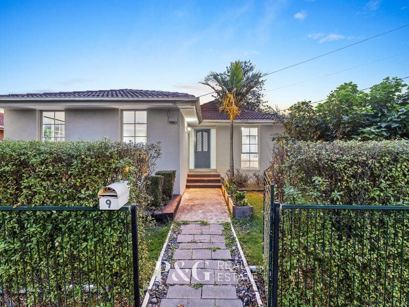 9 Arnold Street, Cranbourne