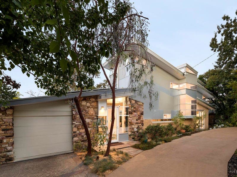 15 Dempster Avenue, Balwyn North