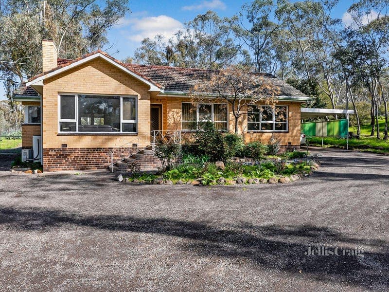 2581 Pyrenees Highway