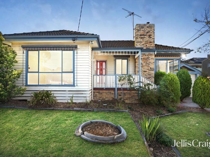 7 Stirling Road, Blackburn South
