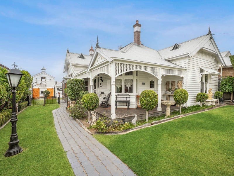 400 Ryrie Street, East Geelong