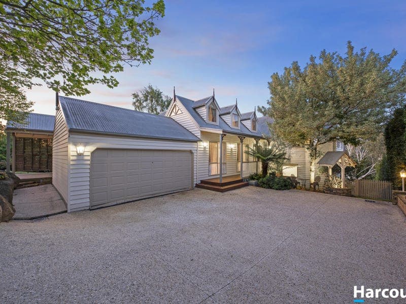 58 Churchill Park Drive, Lysterfield South
