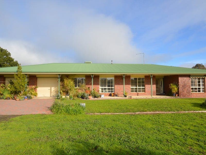 17 Church Court, Timor