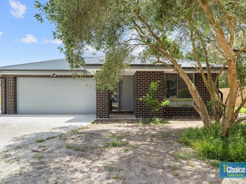 85 Hade Avenue, Bass