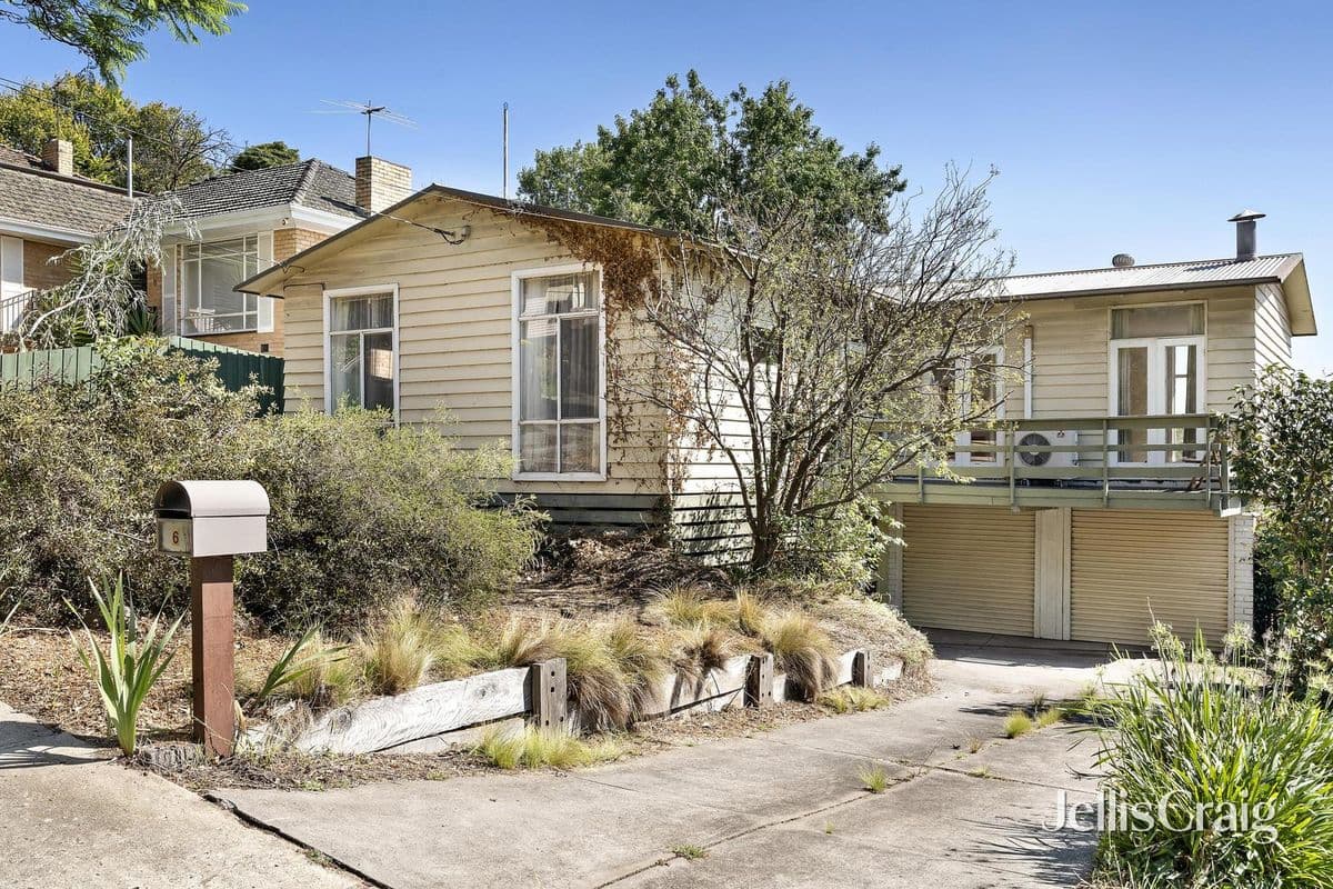 6 Lind Street