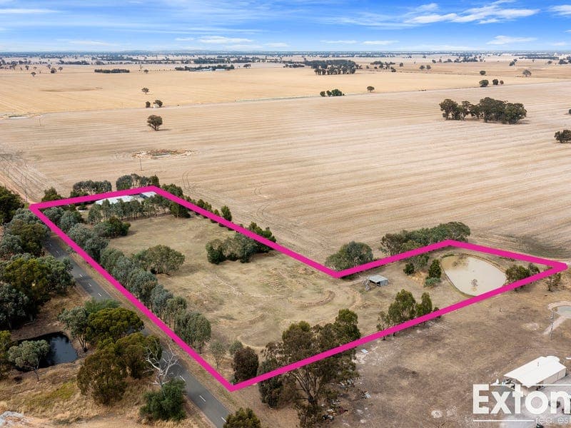 1427 Tungamah Road, Burramine
