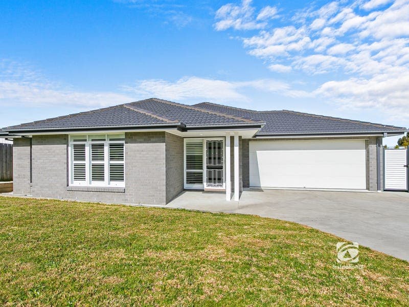 36 Campbell Grove, Lake Bunga