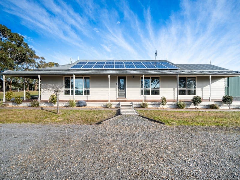 6 Natrass Road, Ross Creek