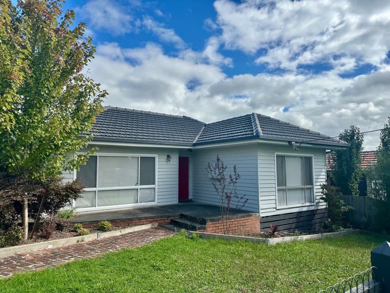 3 Durham Road, Newborough
