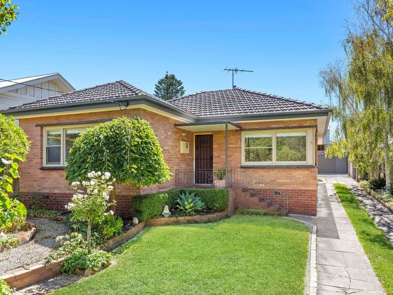 34 Girton Crescent, Manifold Heights