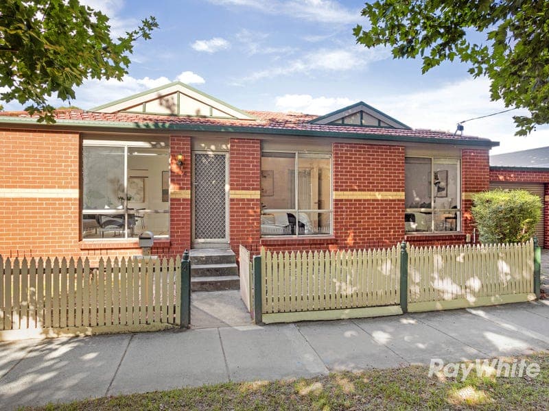 4 Gibson Street, Caulfield East