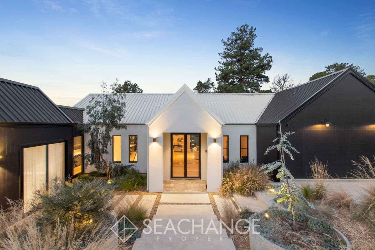 5 Nuville Court