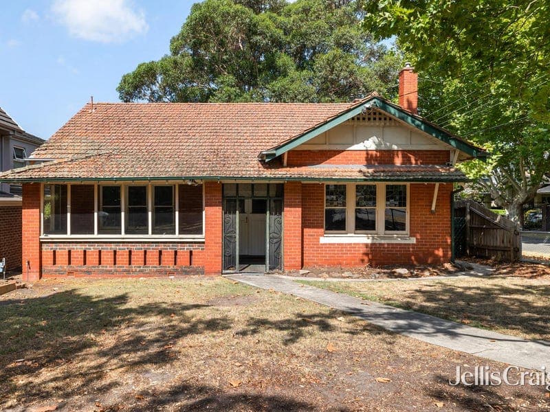 2 Forster Avenue, Malvern East