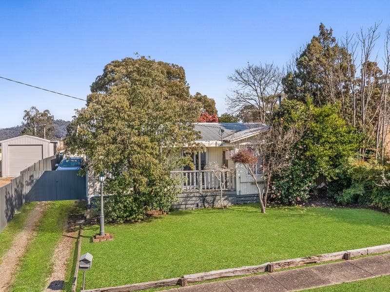 5 Fifth Street, Eildon