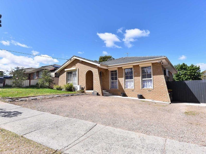 177 Erinbank Crescent