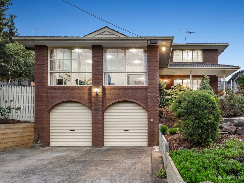 31 Tullamore Avenue, Doncaster