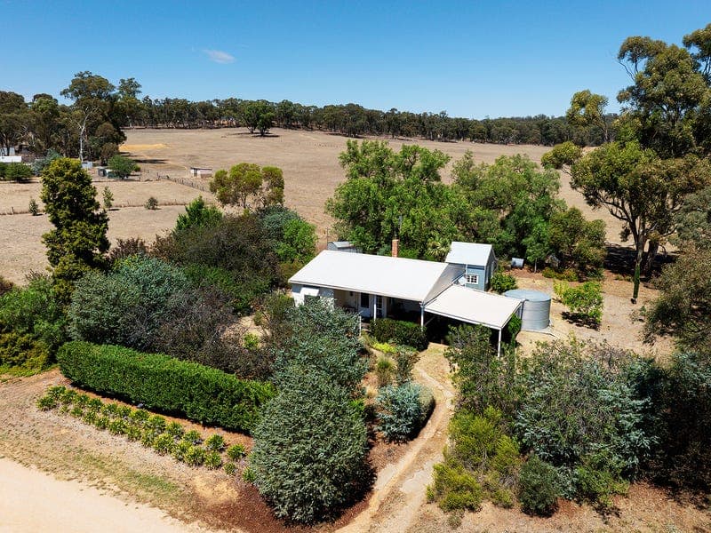 208 Hepburn-Newstead Road, Strangways