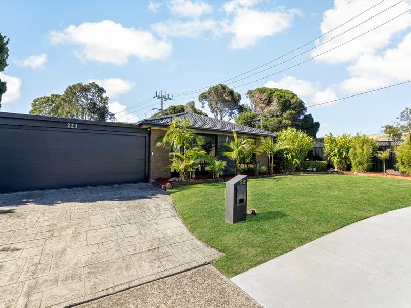 221 McLeod Road, Patterson Lakes