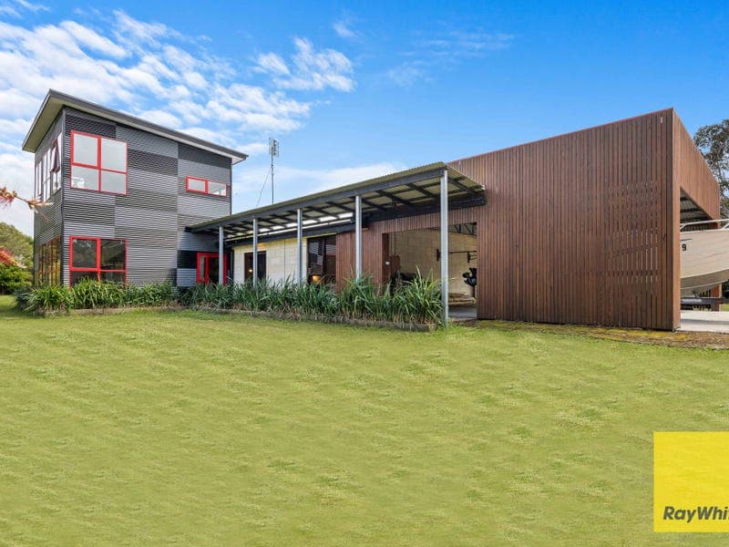 30 McLeod Road, Waratah Bay