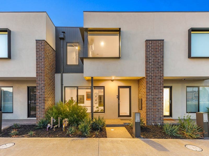 100 Centenary Boulevard, Officer South