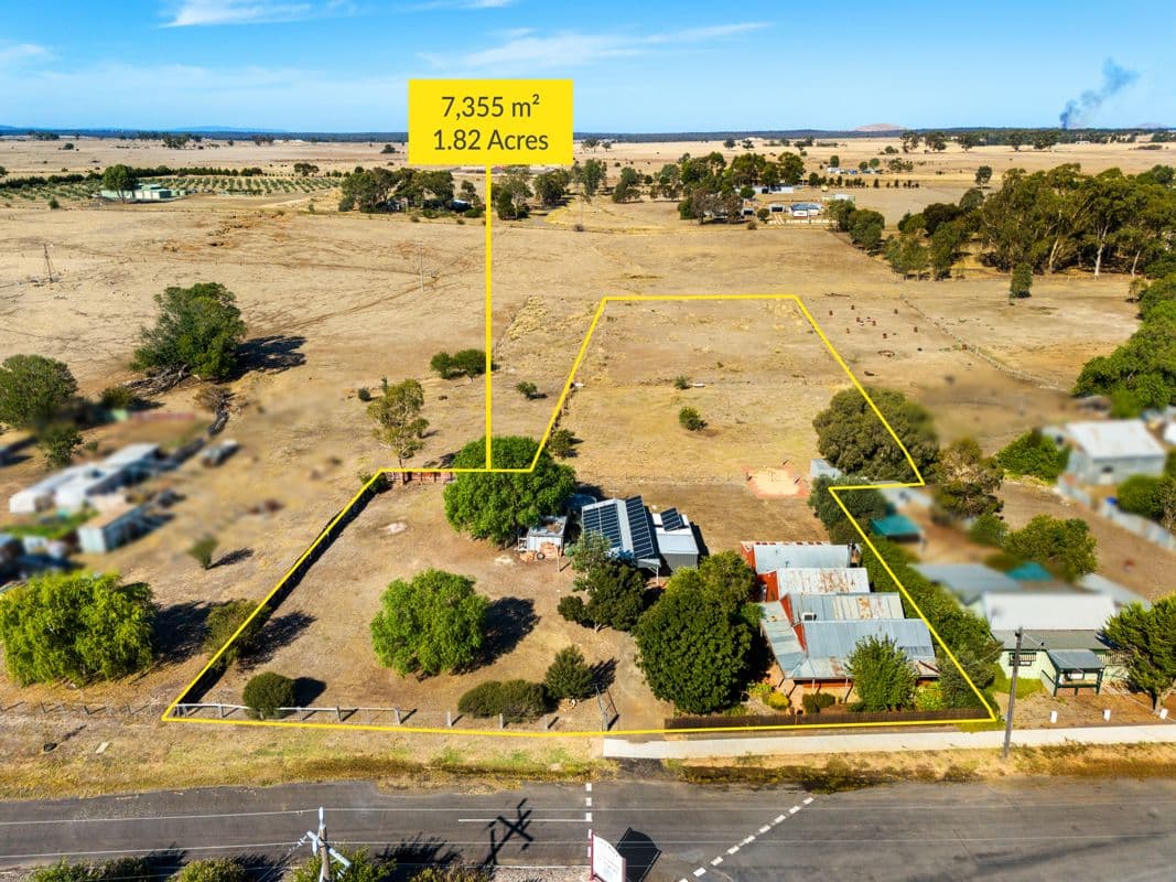 38 Ballarat Street North