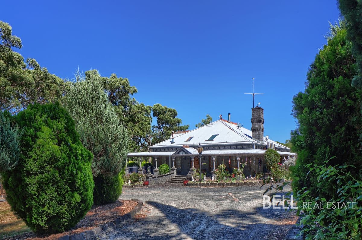 17 Oxford Downs Road